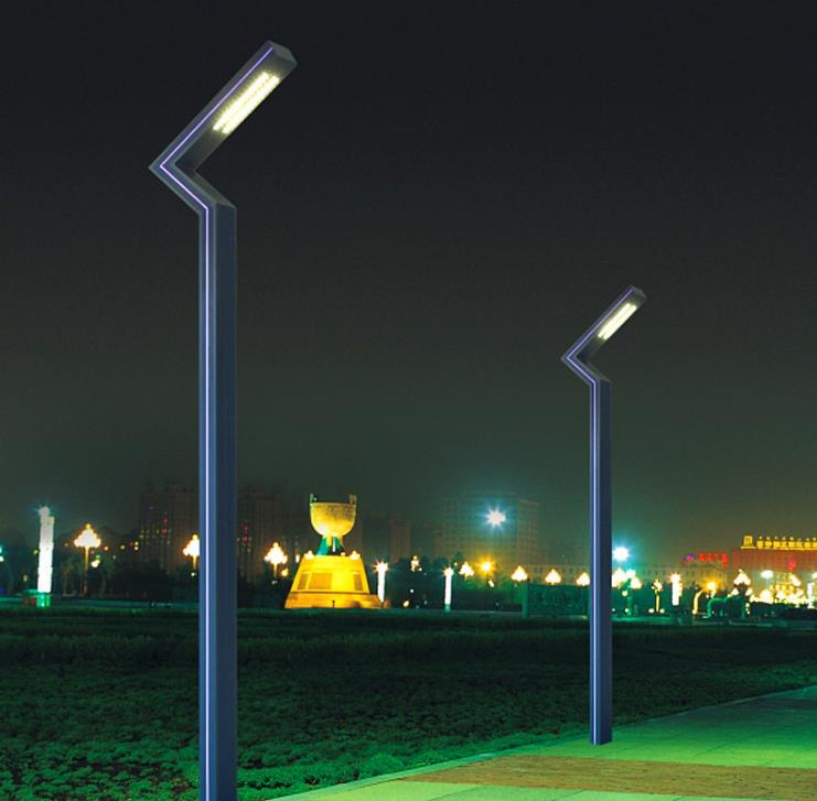 Pols d-alumínium moderns i senzills de 3 a 4 metres per a llum del pati del parc de vila a l-aire lliure